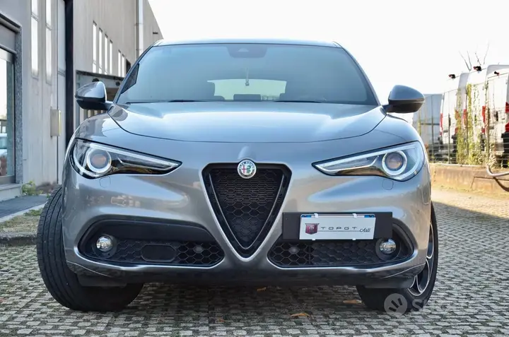 Alfa Romeo Stelvio 2021 photo 2
