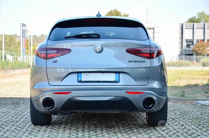 Alfa Romeo Stelvio 2021 photo 5