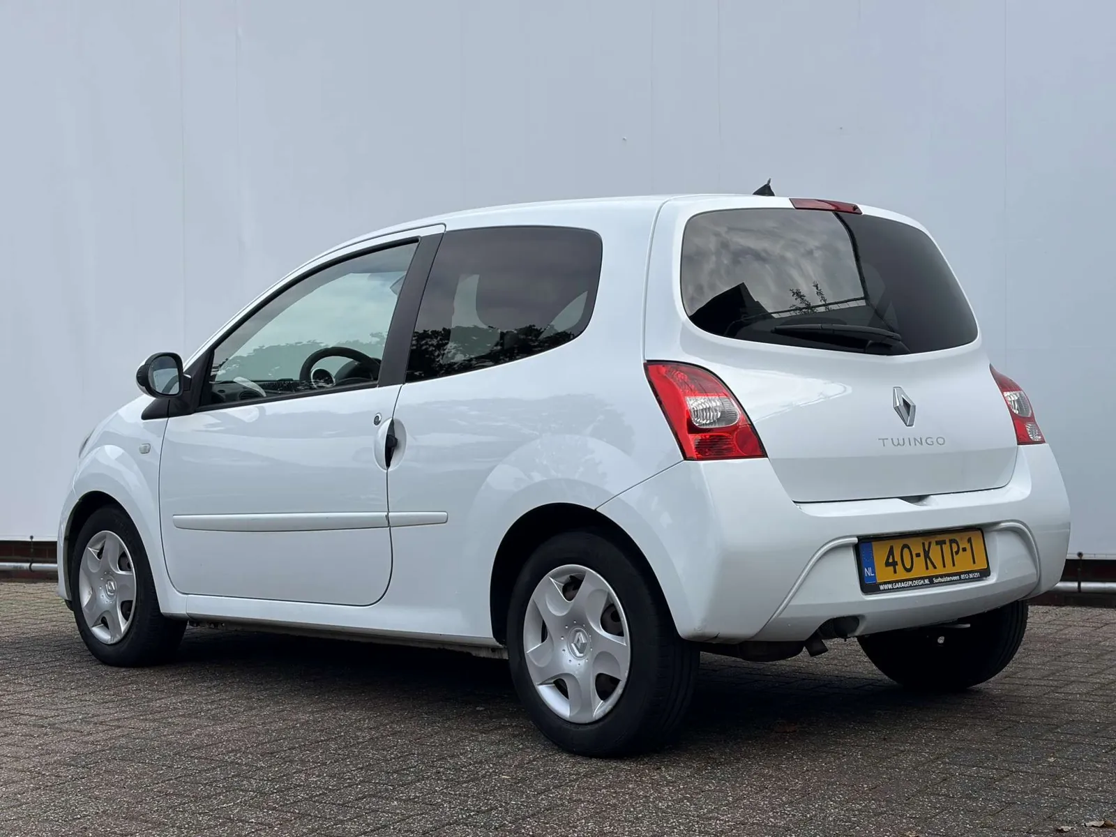 Renault Twingo 2010 photo 2