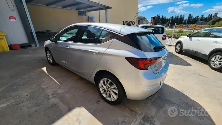 Opel Astra 2021 photo 3