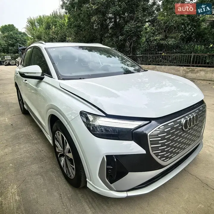 Audi Q4 E-Tron 2024 photo 4