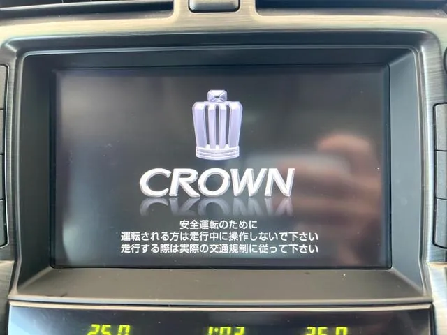 Toyota Crown 2009 photo 3
