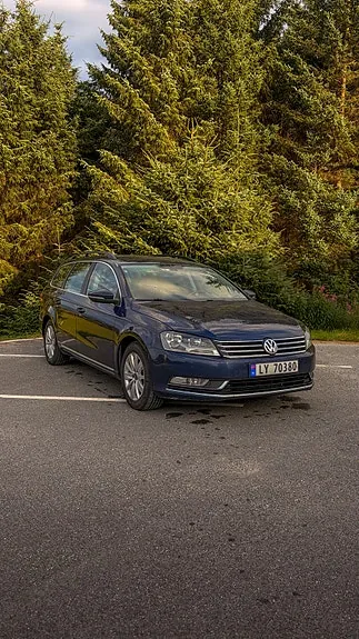 Volkswagen Passat 2011 photo 3