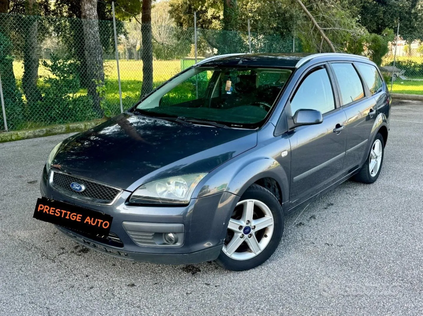 Ford Focus 2006 photo 2