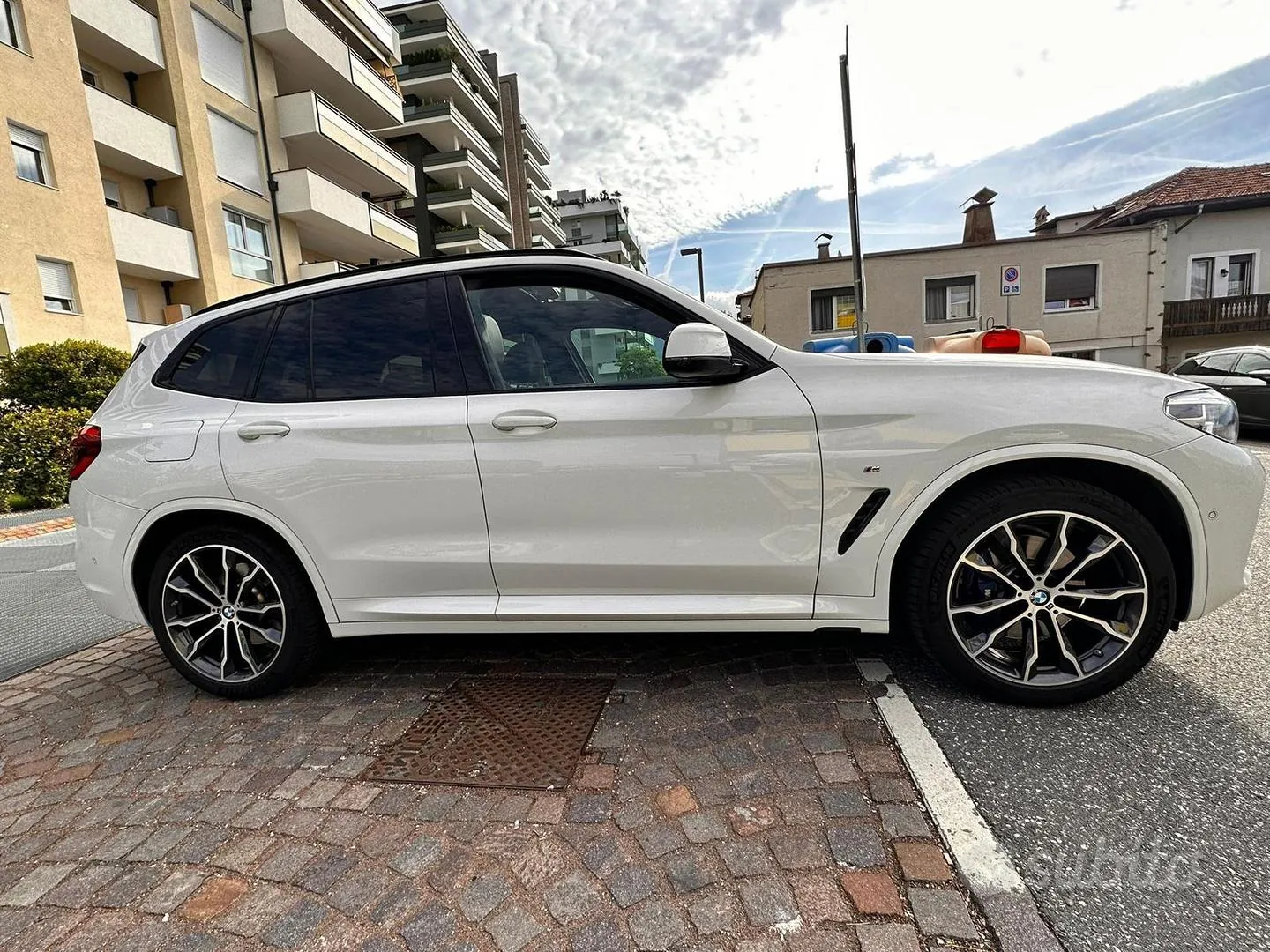BMW X3 2019 photo 2