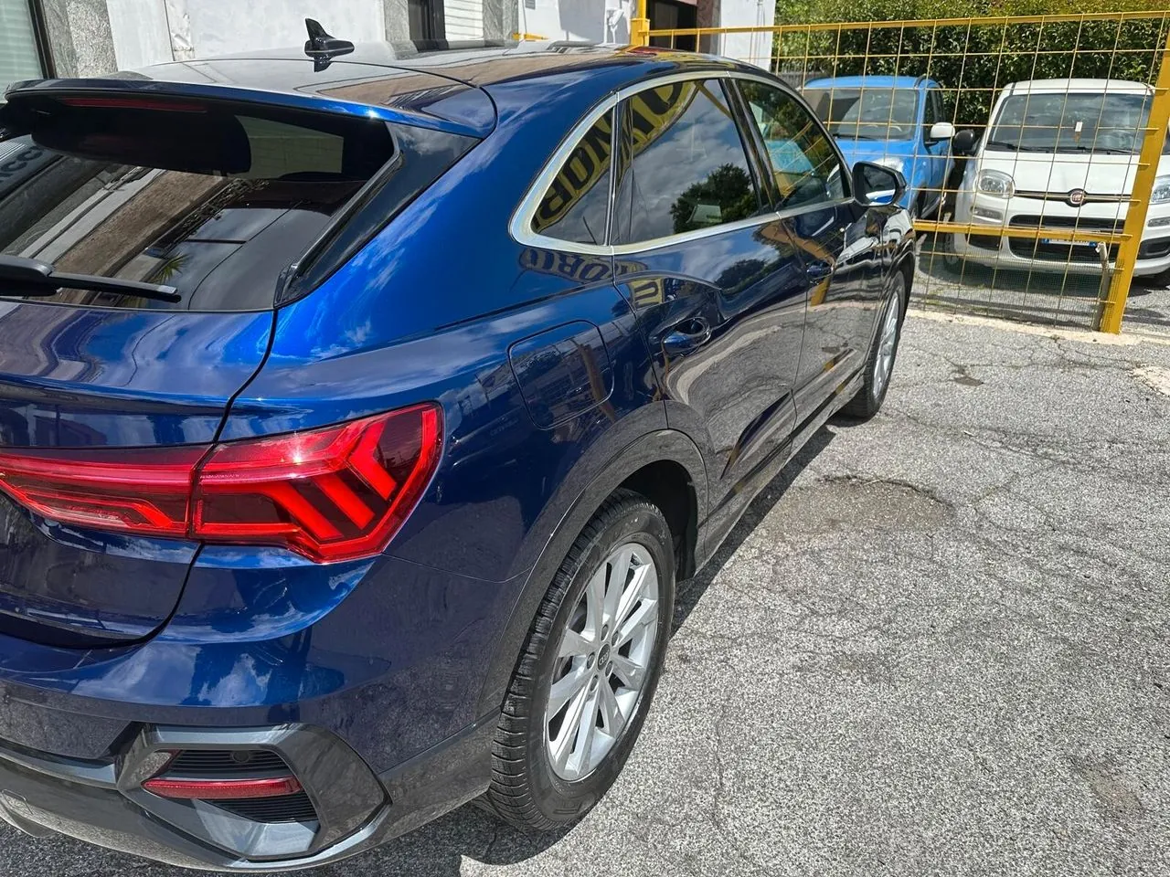Audi Q3 2022 photo 4