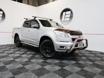 Holden Colorado 2015 photo 2