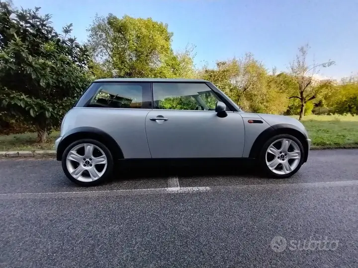 Mini Cooper 2005 photo 4