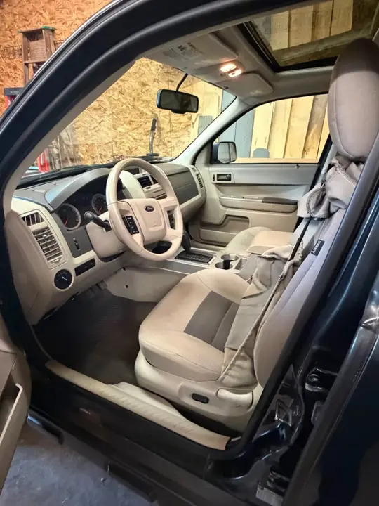 Ford Escape 2008 photo 3