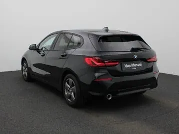 BMW 1 Series 2021 photo 2