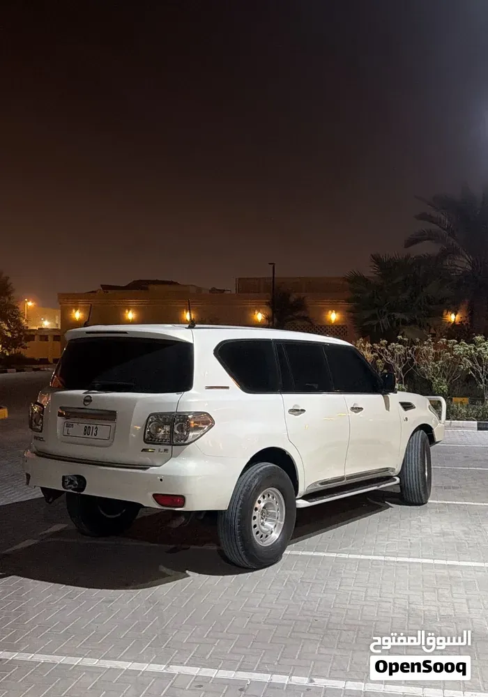 Nissan Patrol 2012 photo 3