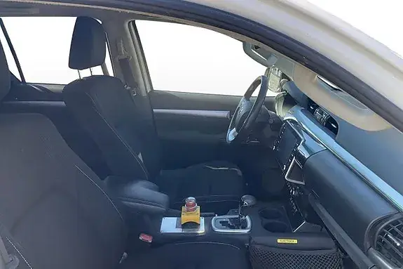 Toyota Hilux 2022 photo 5