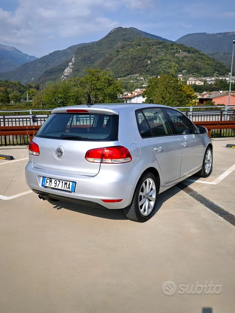 Volkswagen Golf 2009 photo 3