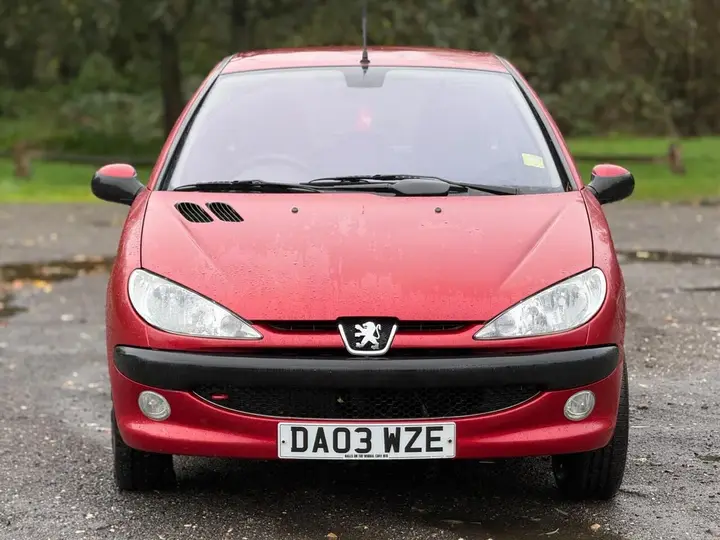 Peugeot 206 2003 photo 3