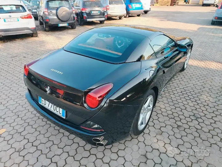Ferrari California 2010 photo 5