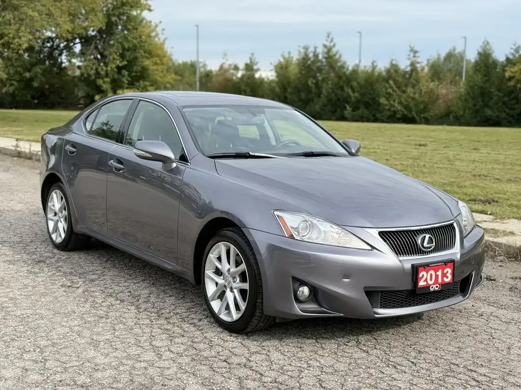 Lexus Is 2013 photo 4