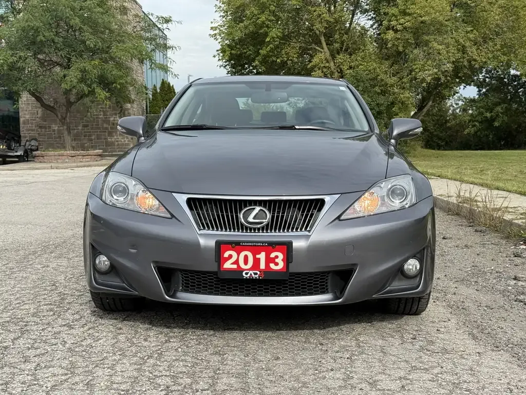 Lexus Is 2013 photo 5