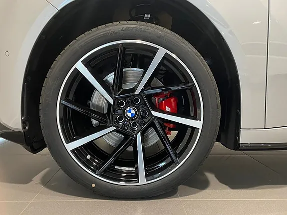 BMW Ix3 2027 photo 3