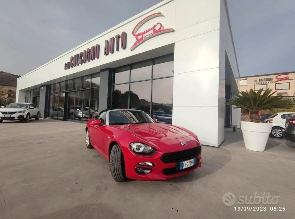 Fiat 124 Spider