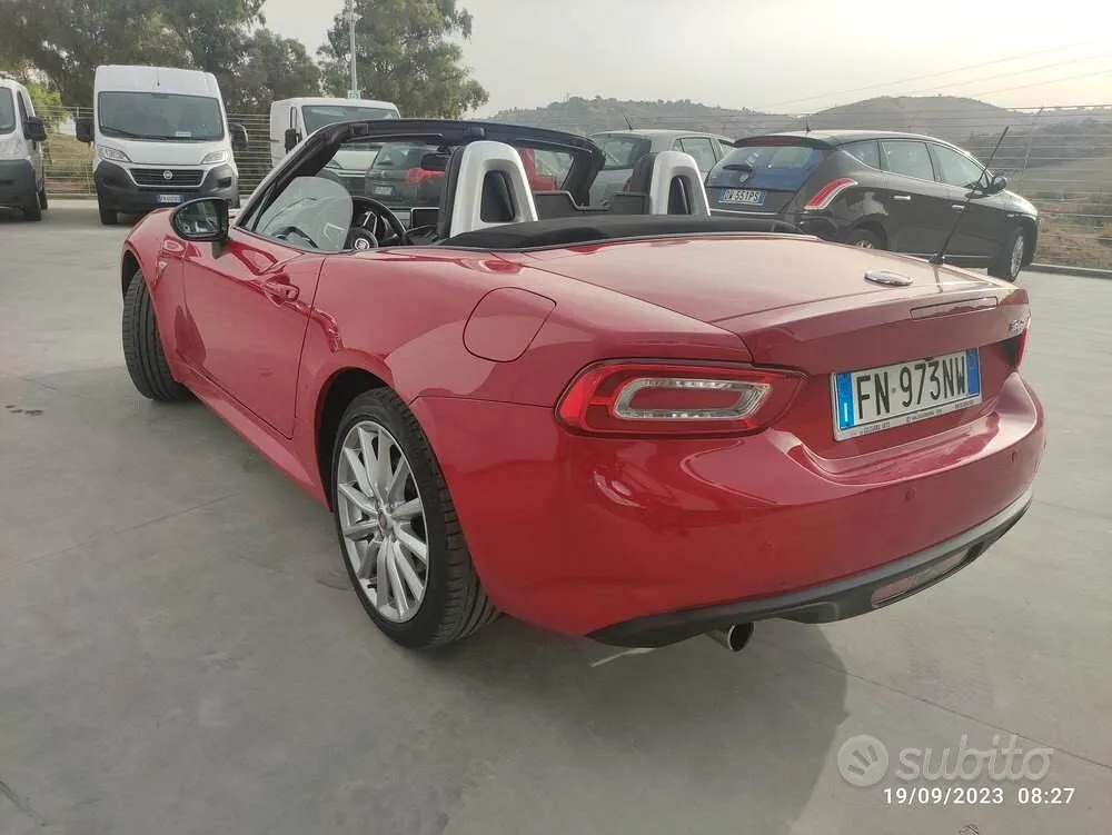 Fiat 124 Spider 2018 photo 3