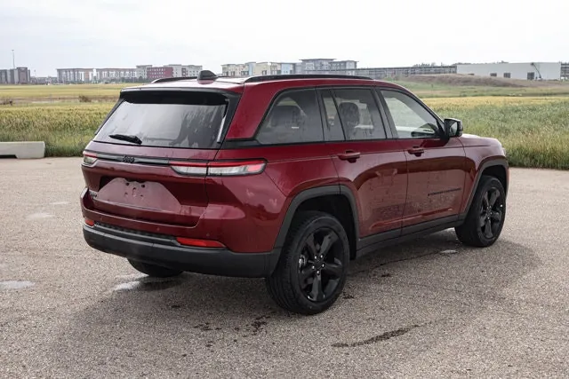 Jeep Grand Cherokee 2025 photo 3