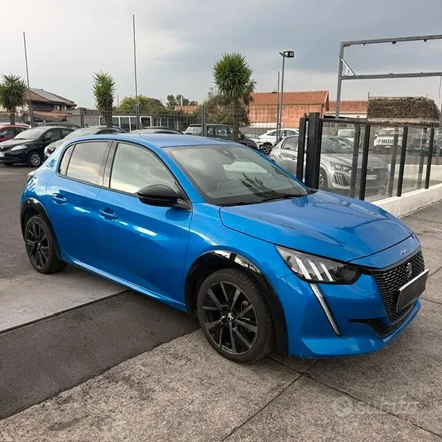 Peugeot 208 2023 photo 5