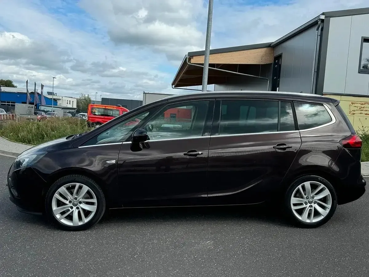 Opel Zafira Tourer 2014 photo 3