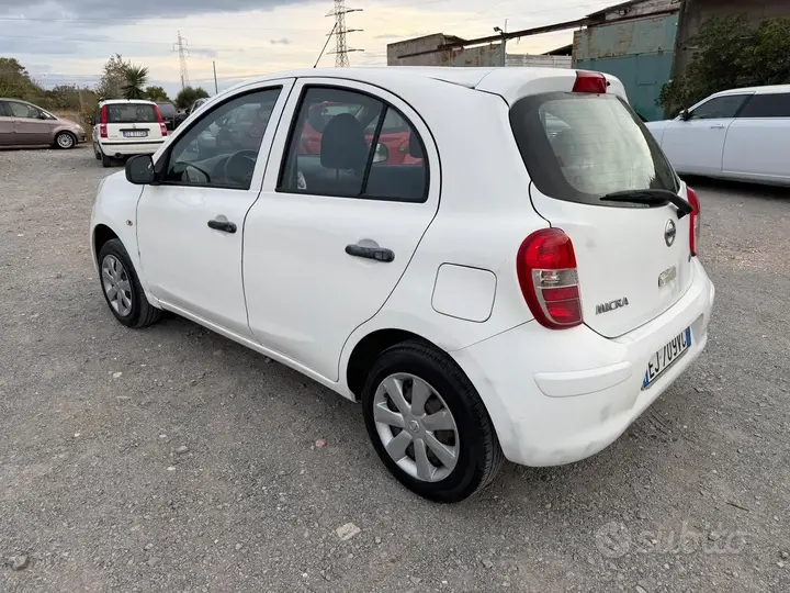 Nissan Micra 2011 photo 5