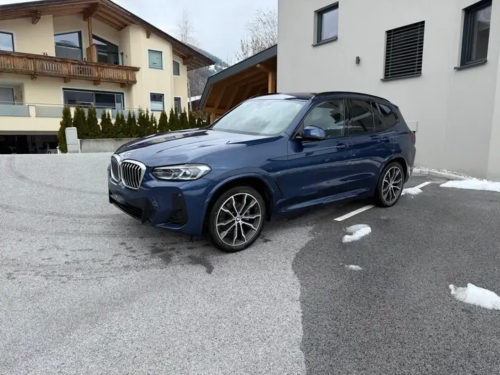 BMW X3 2022 photo 2