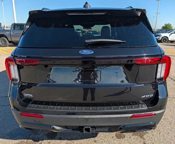 Ford Explorer 2025 photo 4