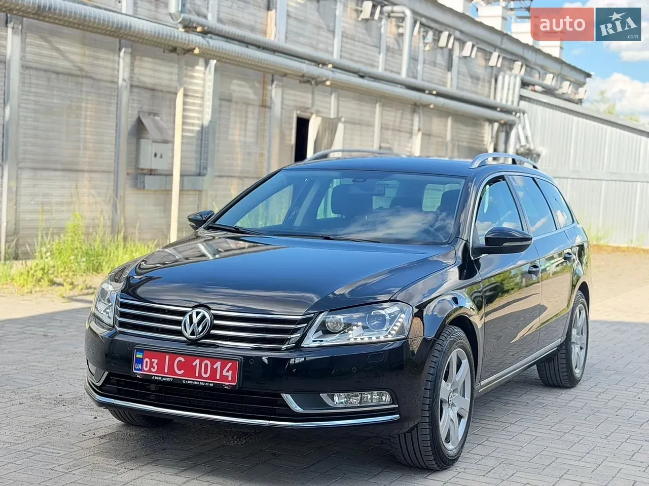 Volkswagen Passat 2011 photo 4