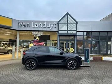 Opel Mokka-E 2023 photo 2