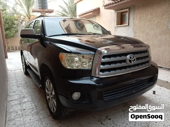 Toyota Sequoia 2012 photo 3