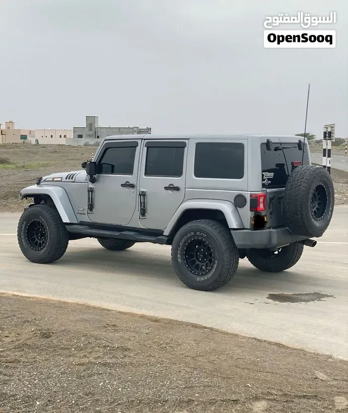 Jeep Wrangler 2014 photo 2