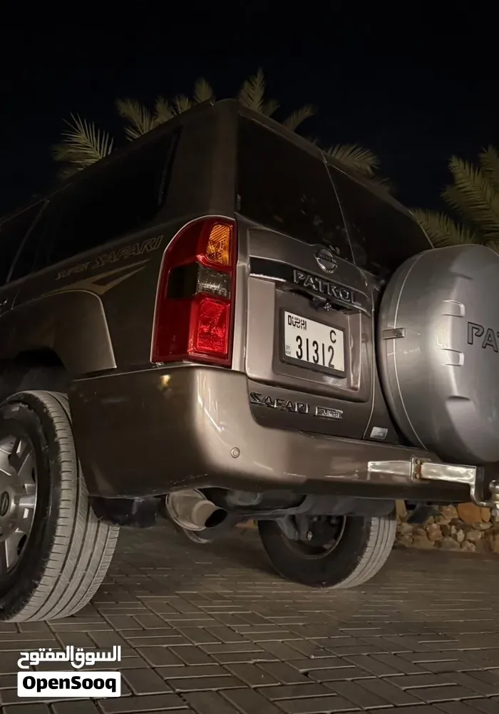 Nissan Patrol 2009 photo 3