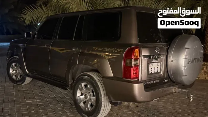 Nissan Patrol 2009 photo 2