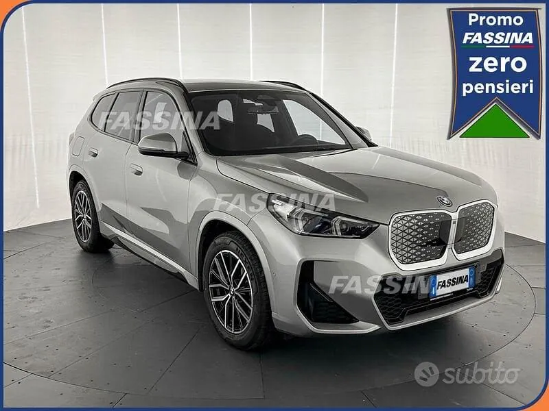 BMW Ix1