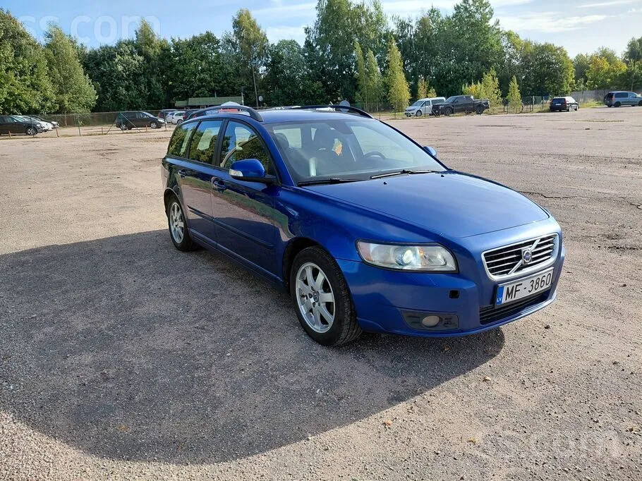 Volvo V50 2010 photo 3