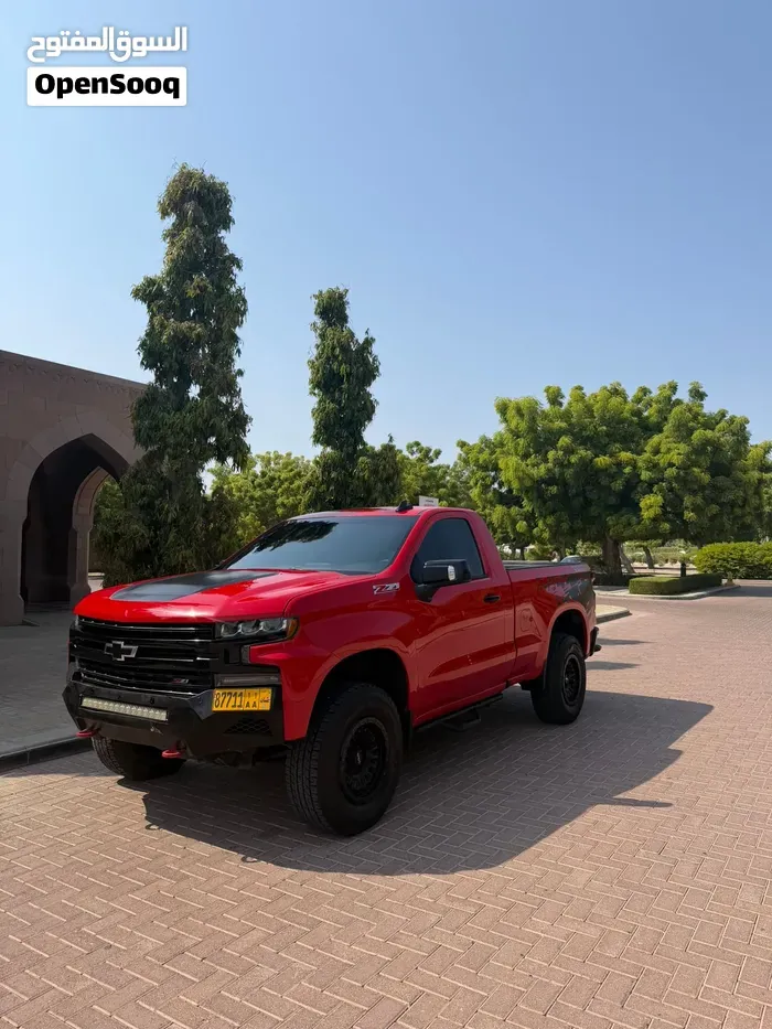 Chevrolet Silverado 2019 photo 2