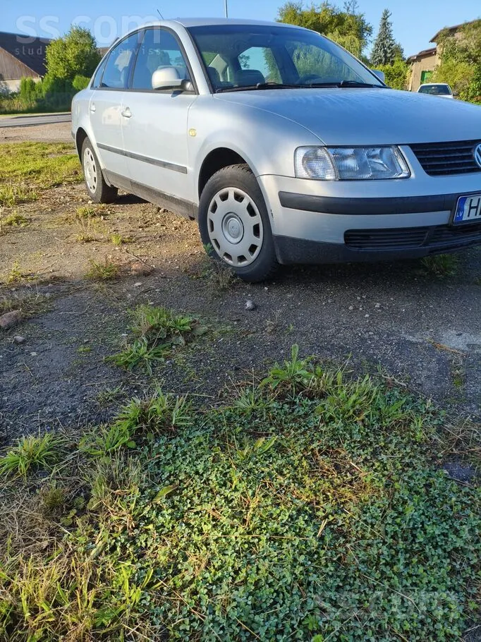Volkswagen Passat 1999 photo 2