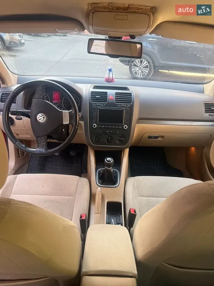 Volkswagen Jetta 2005 photo 5