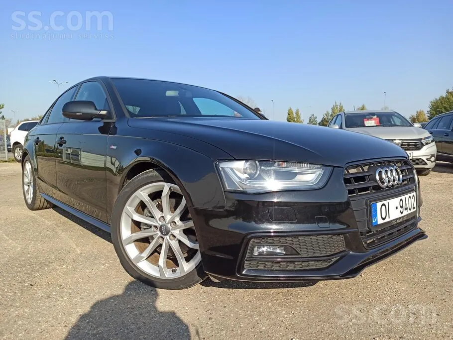 Audi A4 2012 photo 2