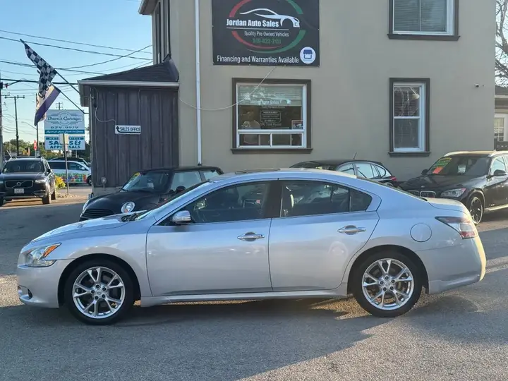 Nissan Maxima 2014 photo 4
