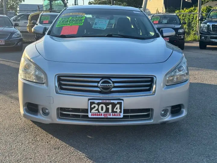 Nissan Maxima 2014 photo 2