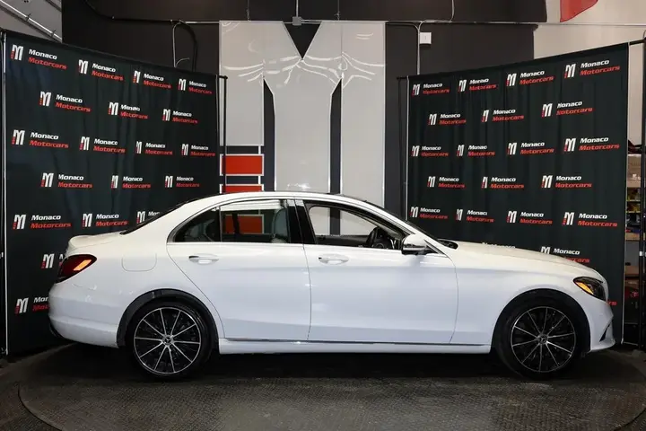 Mercedes-Benz C-Class 2020 photo 3