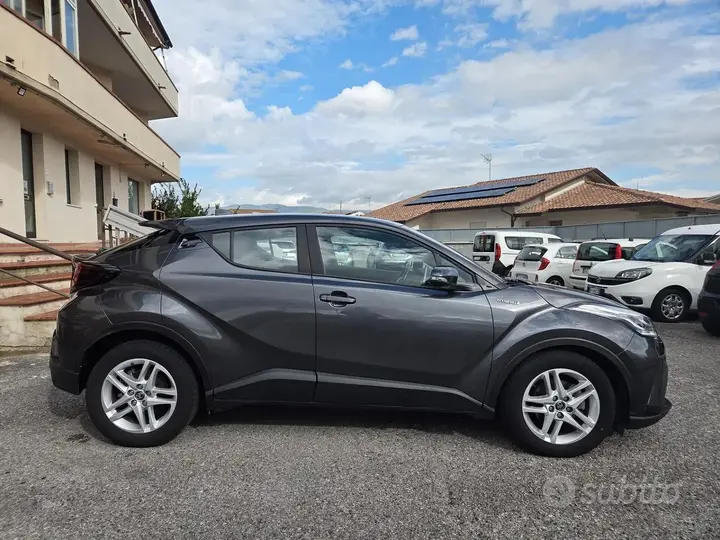 Toyota C-Hr 2021 photo 5