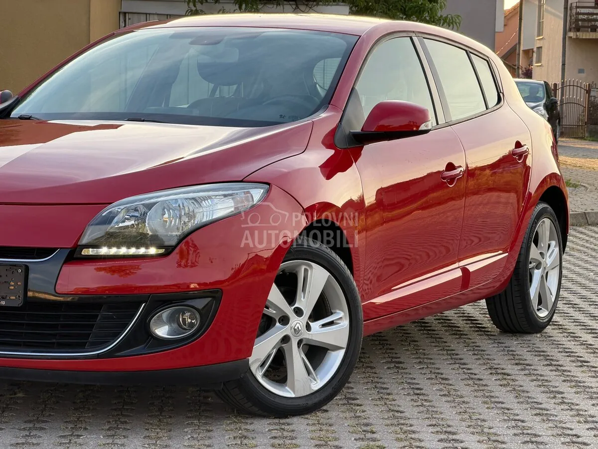 Renault Megane 2012 photo 4
