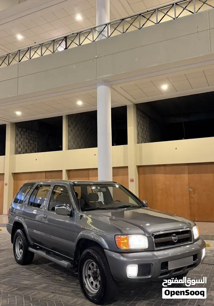 Nissan Pathfinder 2005 photo 2