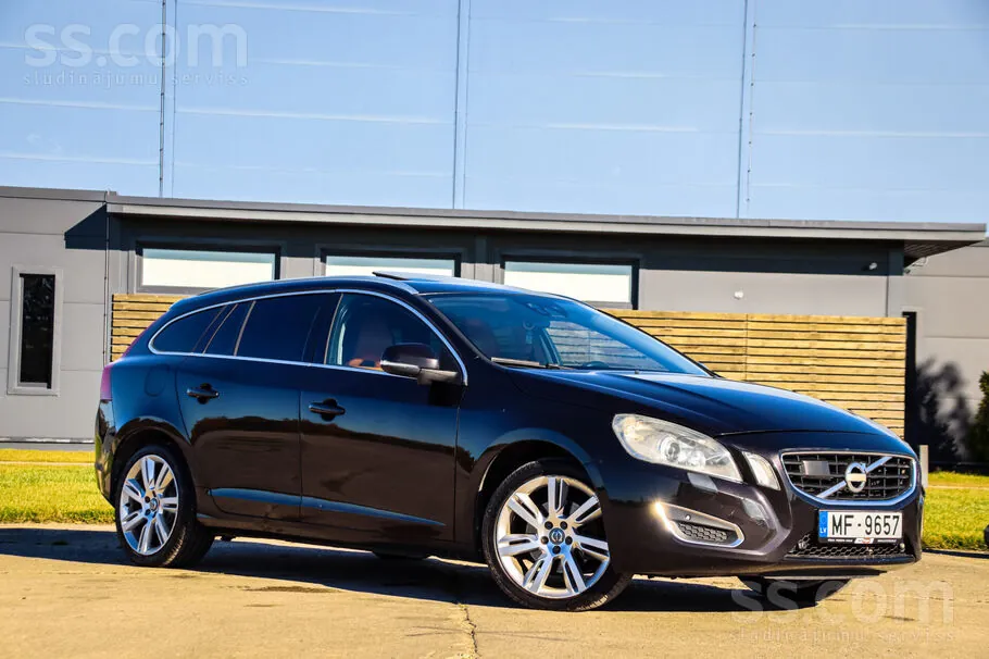 Volvo V60 2011 photo 3