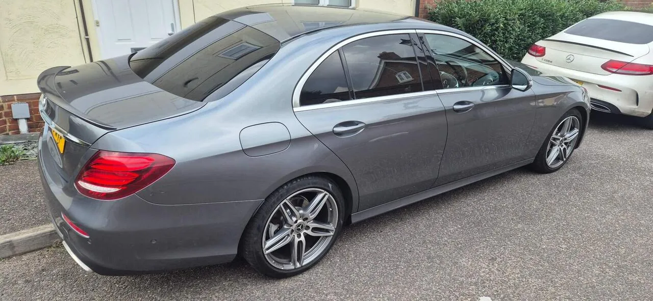 Mercedes-Benz E-Class 2018 photo 4